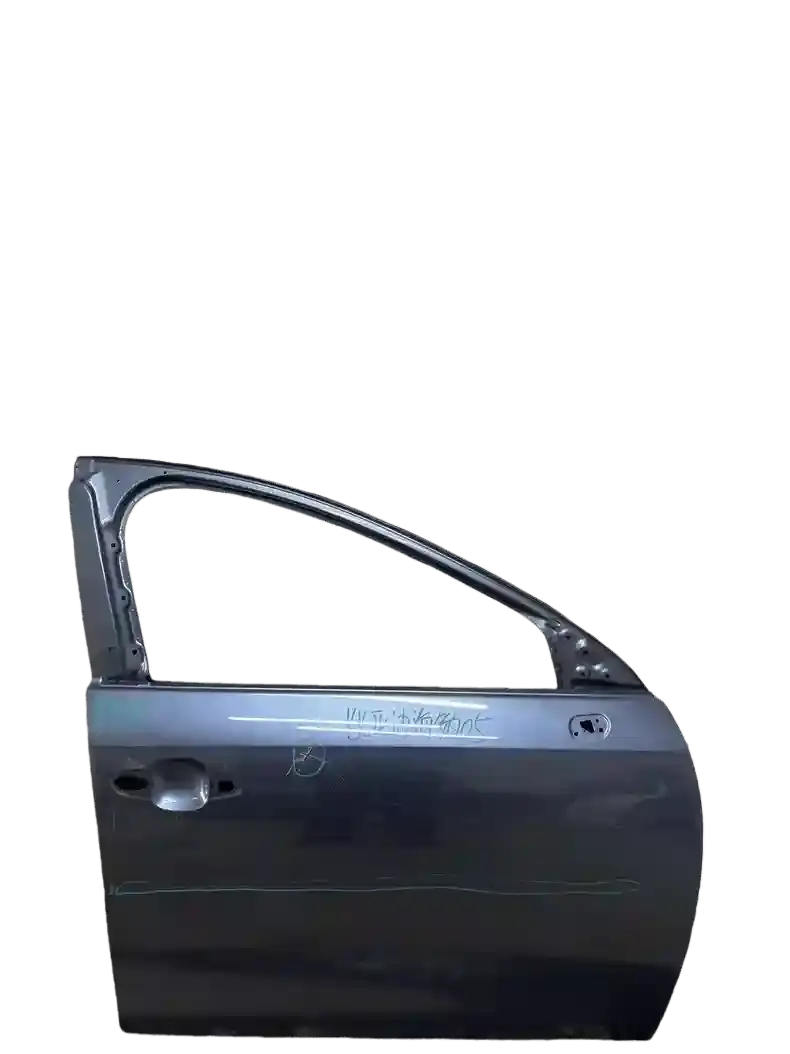 The front door of BYD Seal 05 DM-i 2025